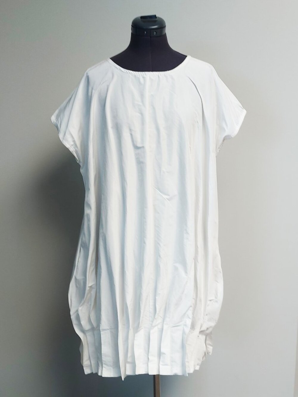 Kozan Pleated Hem, Knee-Length Dress - Size S (NWT) - Picture 3 of 11